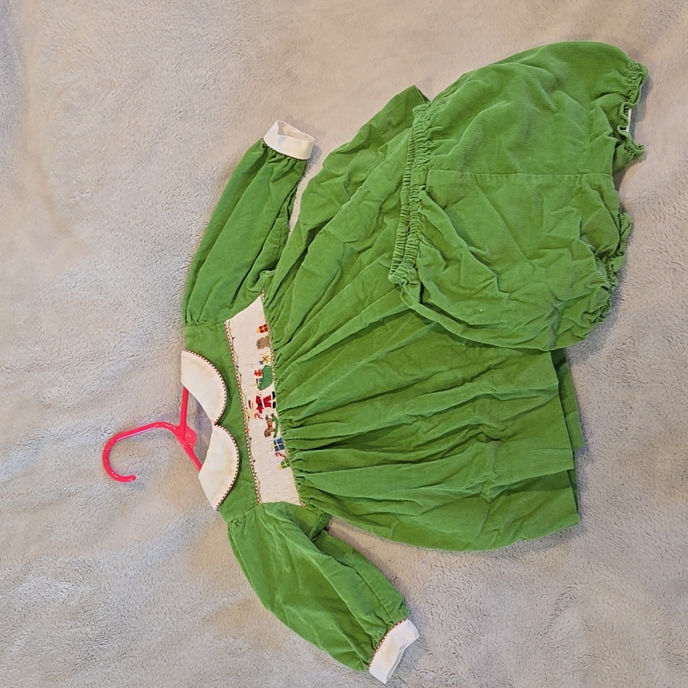 🎄🎅Petit Ami Green Corduroy Smocked Christmas Dress and Diaper Cover